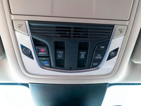 Certified 2024 Acura MDX SH-AWD w/ Technology Package image 39