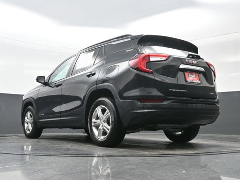 Used 2022 GMC Terrain SLE w/ Driver Convenience Package image 28