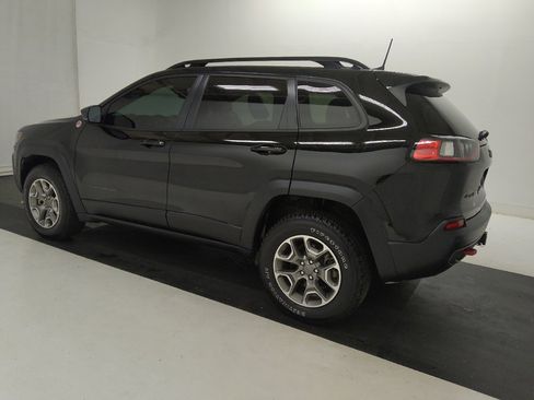 Used 2022 Jeep Cherokee Trailhawk w/ Trailer Tow Group AWD/4WD image 3