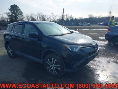 Used 2018 Toyota RAV4 LE w/ All Weather Liner Package image 2