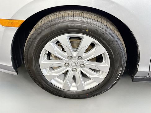 Used 2019 Honda Odyssey LX image 36