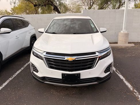 Used 2024 Chevrolet Equinox LT AWD/4WD image 3