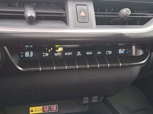 Used 2023 Lexus UX 250h AWD w/ Premium Package image 17