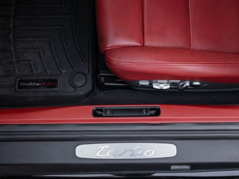 Used 2015 Porsche 911 Turbo image 23