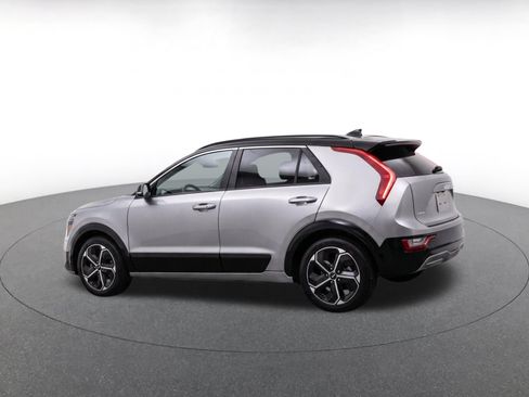 Used 2026 Kia Niro LX FWD image 7