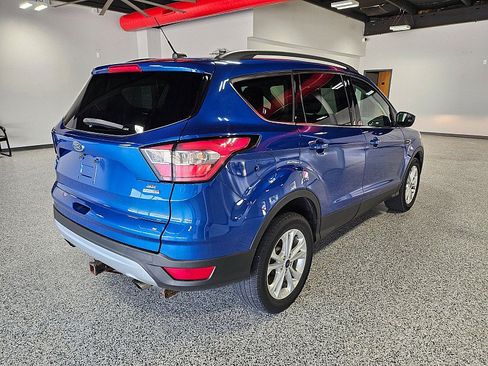 Used 2018 Ford Escape SE AWD/4WD image 6