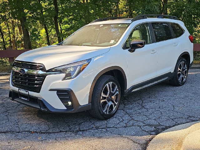 Certified 2026 Subaru Ascent Limited AWD/4WD image 4