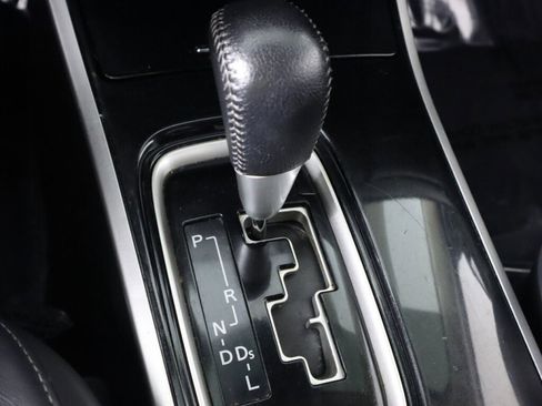 Used 2020 Mitsubishi Outlander SEL AWD/4WD image 21