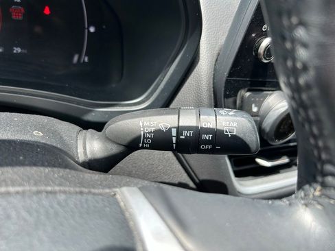 Used 2024 Toyota Grand Highlander XLE FWD image 21