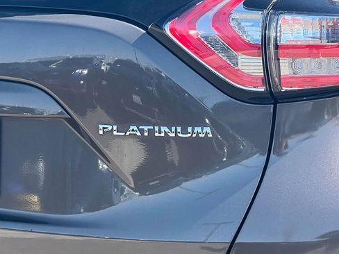 Used 2015 Nissan Murano Platinum w/ Platinum Technology Package FWD image 10
