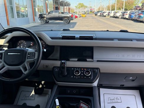 Used 2023 Land Rover Defender 110 X-Dynamic SE AWD/4WD image 30