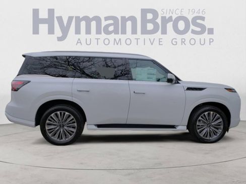 New 2025 INFINITI QX80 Sensory image 2
