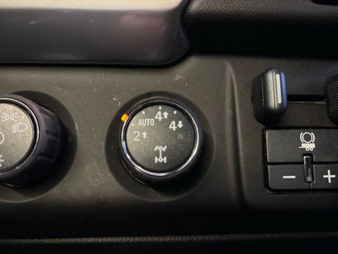 Used 2015 Chevrolet Tahoe LTZ image 18