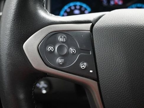 Used 2022 Chevrolet Colorado Z71 AWD/4WD image 12
