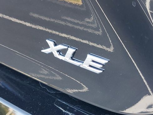Used 2026 Toyota Camry XLE image 6