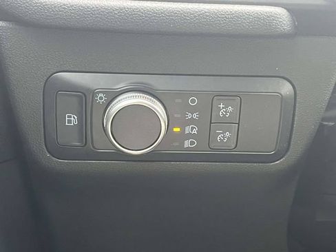 Used 2021 Ford Escape SE FWD image 28