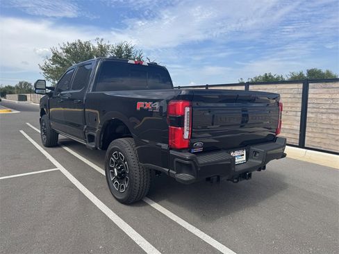 Certified 2025 Ford F250 Platinum image 3