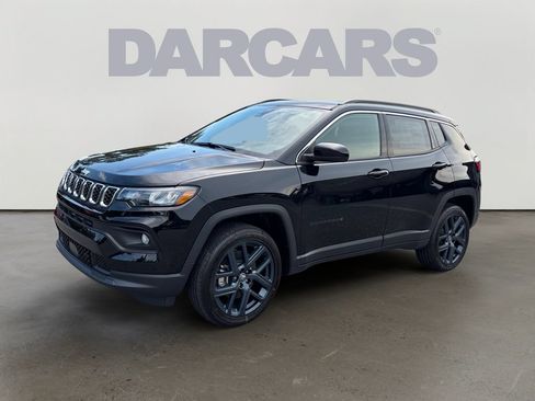 New 2026 Jeep Compass Latitude AWD/4WD image 3