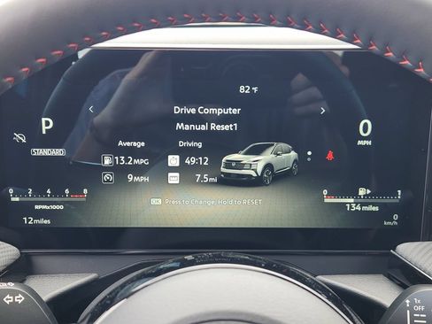 New 2026 Nissan Kicks SR w/ SR Premium Package FWD image 12