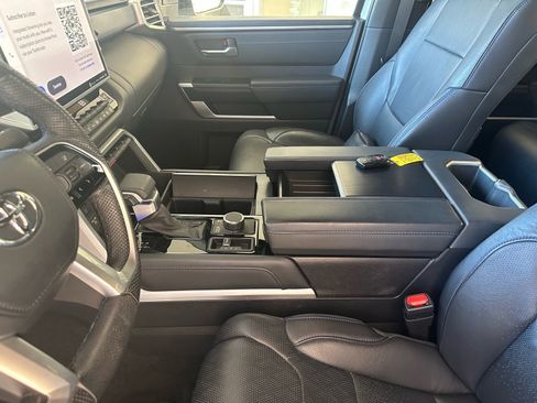 Used 2024 Toyota Tundra Platinum AWD/4WD image 23