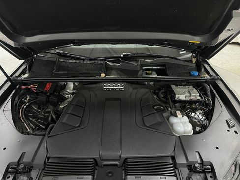 Used 2018 Audi Q7 3.0T Premium Plus w/ Premium Plus Package image 27