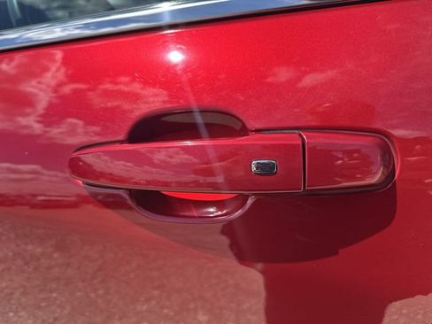 Used 2024 Chevrolet Equinox LT w/ LPO, Floor Liner Package FWD image 50
