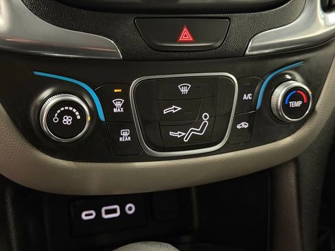 Certified 2020 Chevrolet Equinox LT image 28