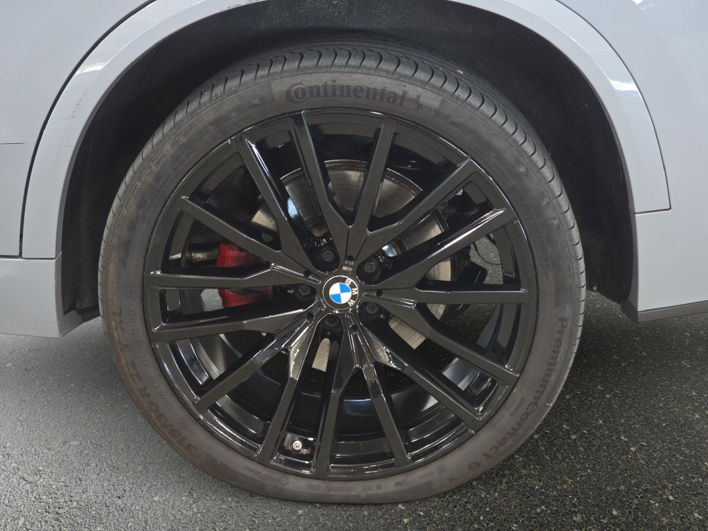 Certified 2024 BMW X5 sDrive40i w/ M Sport Package RWD image 32
