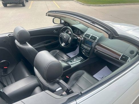 Used 2015 Jaguar XK Convertible image 33