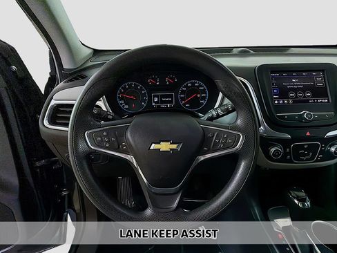 Used 2020 Chevrolet Equinox LS FWD image 3