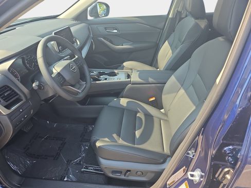 New 2026 Nissan Rogue Dark Armor FWD image 15