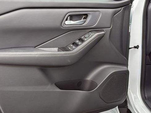 New 2026 Nissan Rogue SV w/ Cold Weather Package image 23