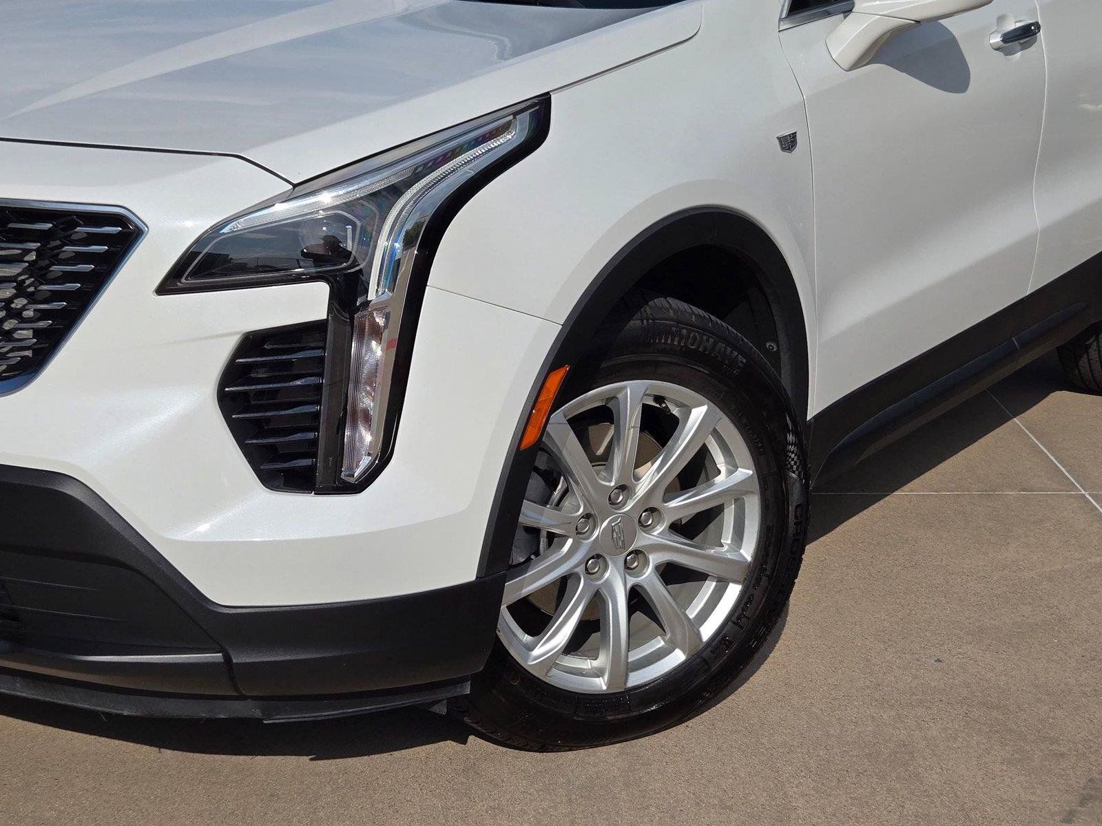 Certified 2023 Cadillac XT4 Luxury w/ Cold Weather Package FWD image 7