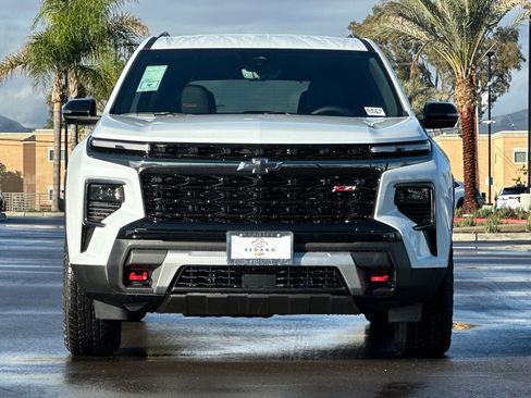 New 2026 Chevrolet Traverse Z71 w/ Driver Confidence Package image 9