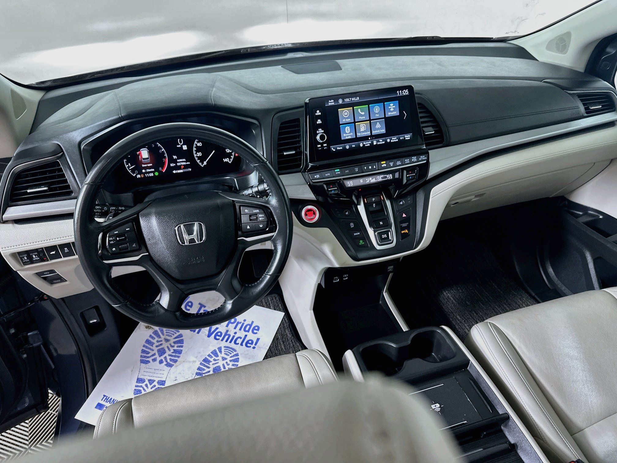 Used 2025 Honda Odyssey EX-L image 21