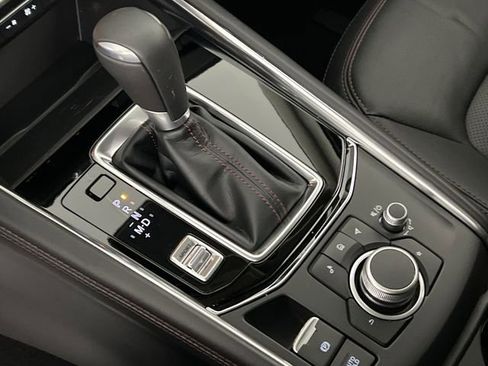 Certified 2025 MAZDA CX-5 Carbon Edition image 19