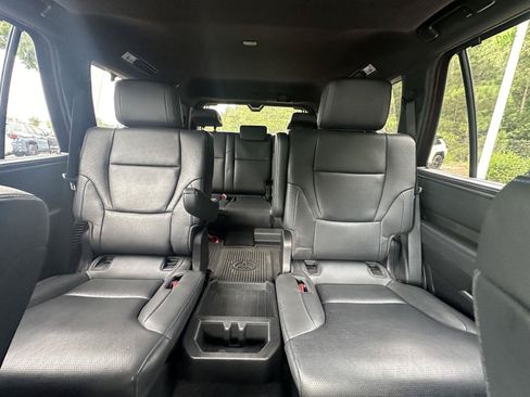 Used 2023 Toyota Sequoia Platinum AWD/4WD image 13