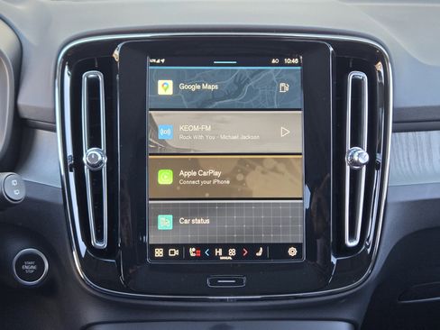 Certified 2025 Volvo XC40 B5 Core w/ Protection Package Premier image 24