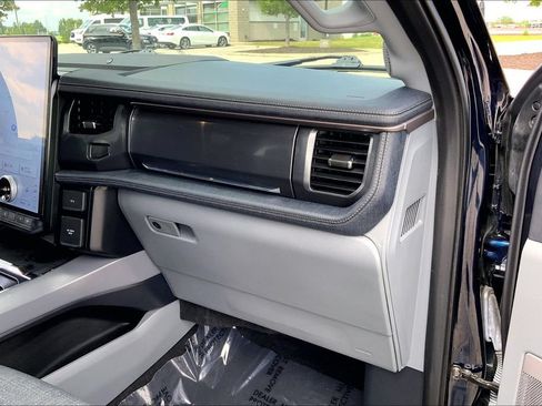 Used 2024 Ford F150 Lightning Flash AWD/4WD image 15