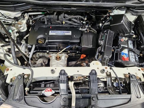 Used 2015 Honda CR-V EX-L image 37