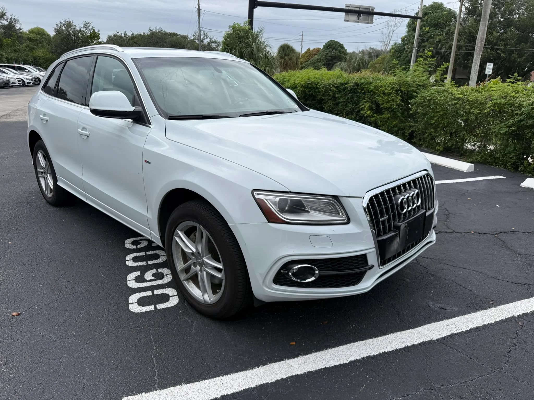 Used 2013 Audi Q5 3.0T Premium Plus AWD/4WD image 1