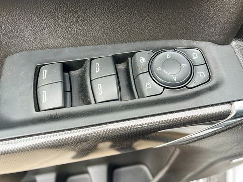 Used 2022 Chevrolet Silverado 1500 LTZ w/ LTZ Premium Package image 18