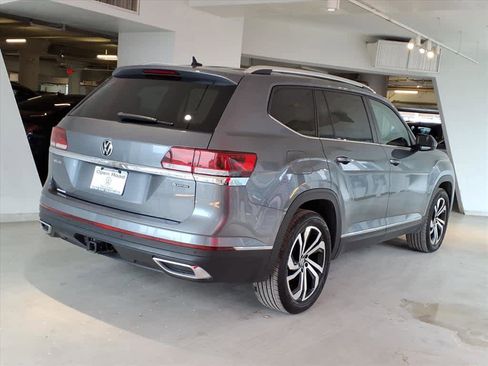 Used 2023 Volkswagen Atlas SEL image 4