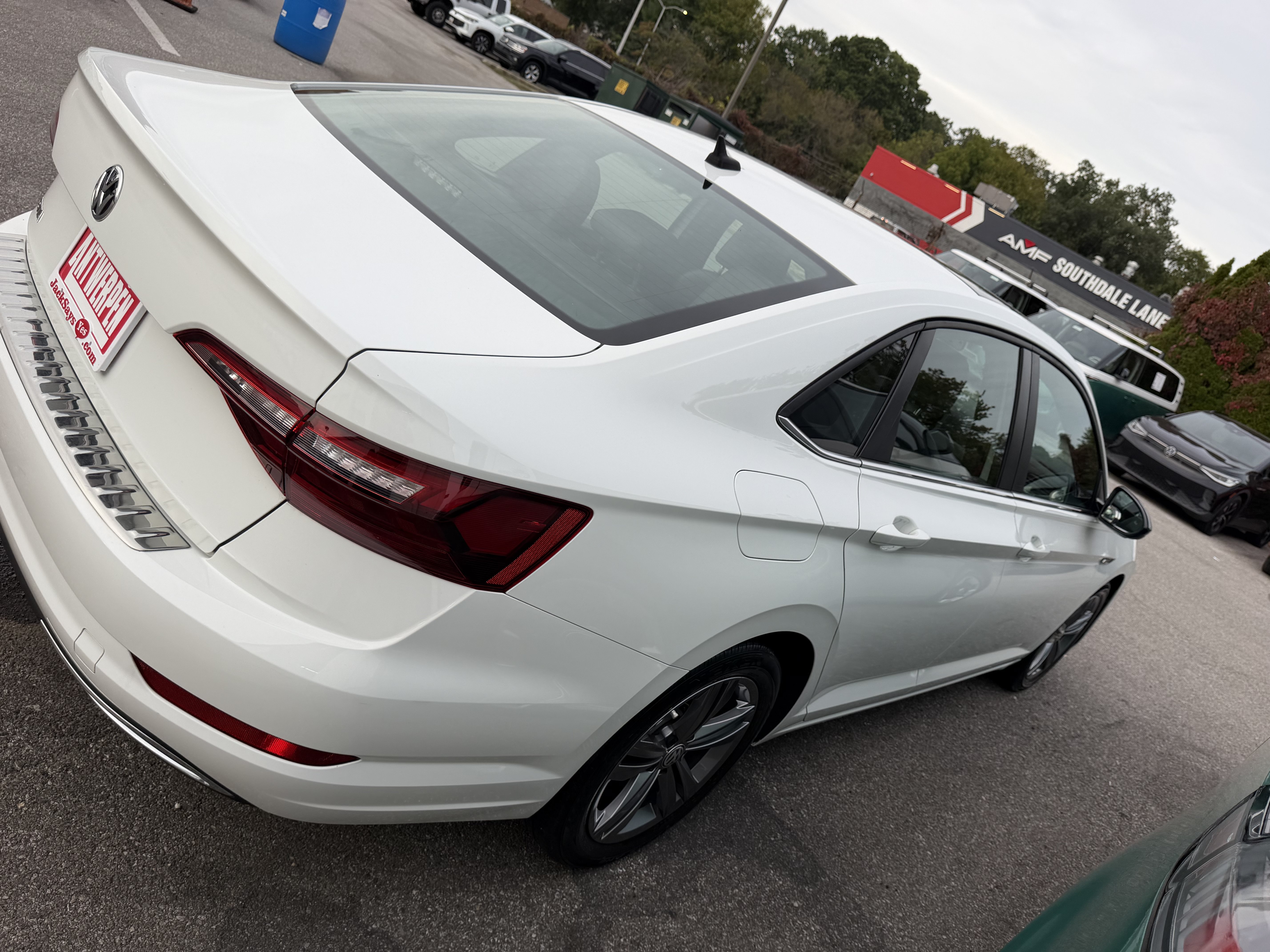 Used 2021 Volkswagen Jetta R-Line FWD image 17