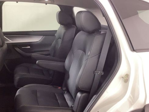 Certified 2024 MAZDA CX-90 Plug-In Hybrid w/ Premium Pkg image 15