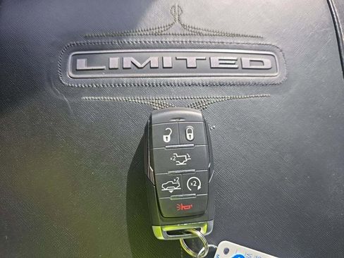 Used 2023 RAM 1500 Limited w/ Body Color Bumper Group image 5