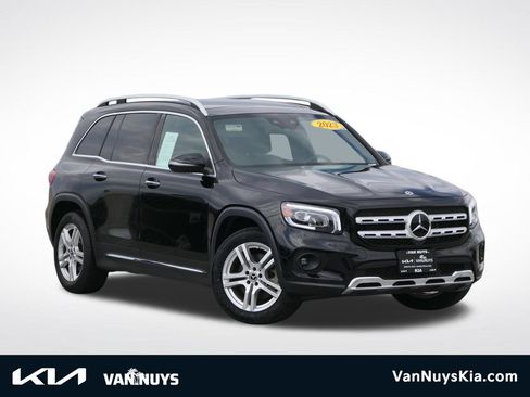 Used 2023 Mercedes-Benz GLB 250 4MATIC image 1
