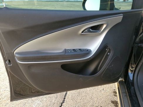 Used 2012 Chevrolet Volt Premium w/ Premium Trim Package image 27