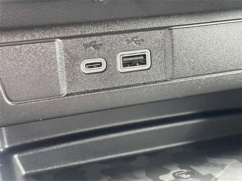 New 2025 Chevrolet Colorado LT w/ LT Convenience Package image 11