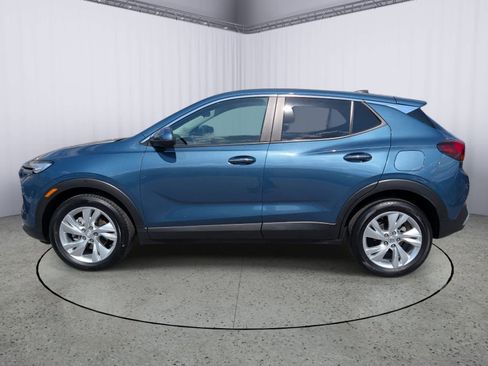 Certified 2024 Buick Encore GX Preferred FWD image 5